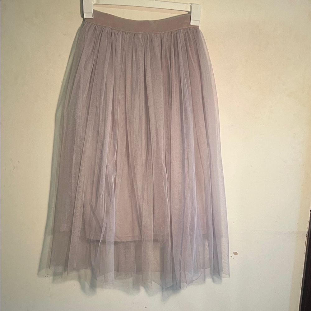 Boohoo Gray Tulle Skirt Size 4 ( UK Size 8) NWT